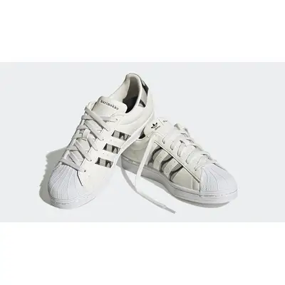 adidas pay rate australia 2017 results Superstar White Black HP9779 Front
