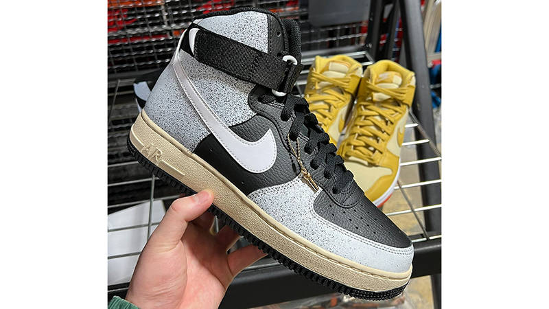 Nike Air Force 1 High Classics FB2049-001 Side