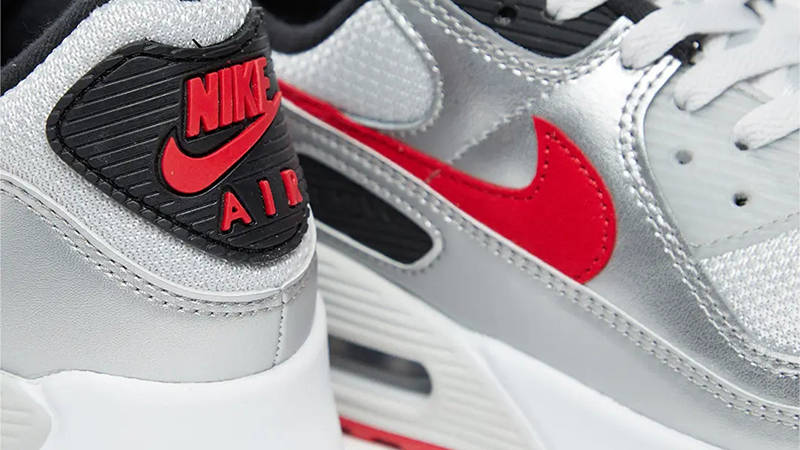 Nike Air Max 90 Icons Metallic Silver Detail