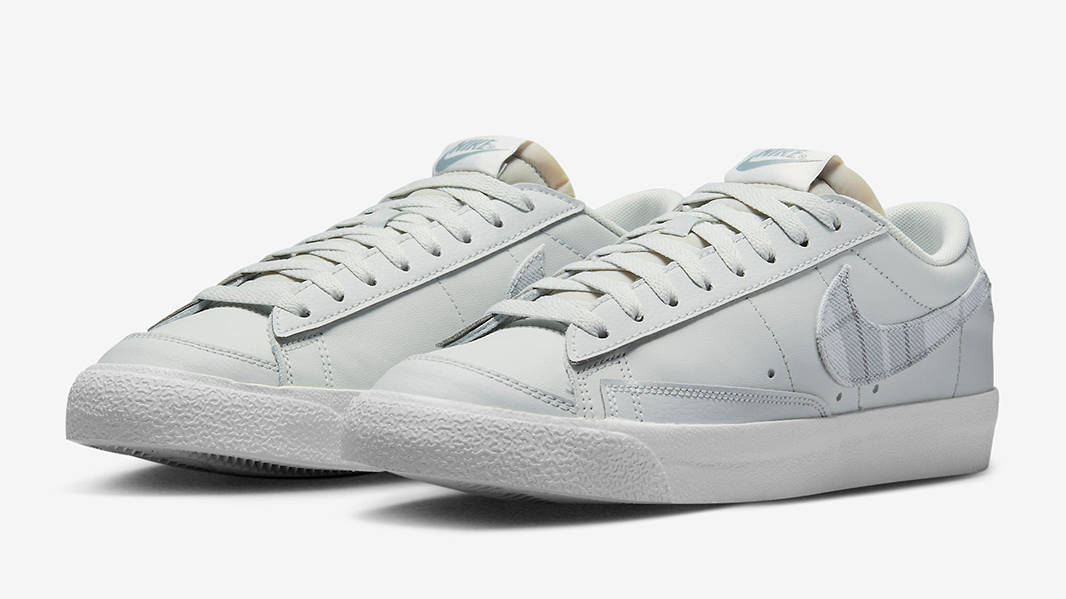 nike blazer low mens silver
