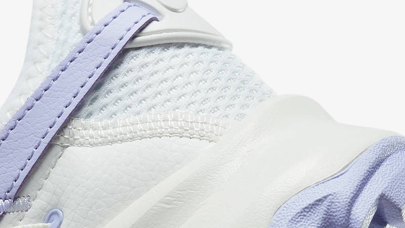 Nike white store premium dia sneakers