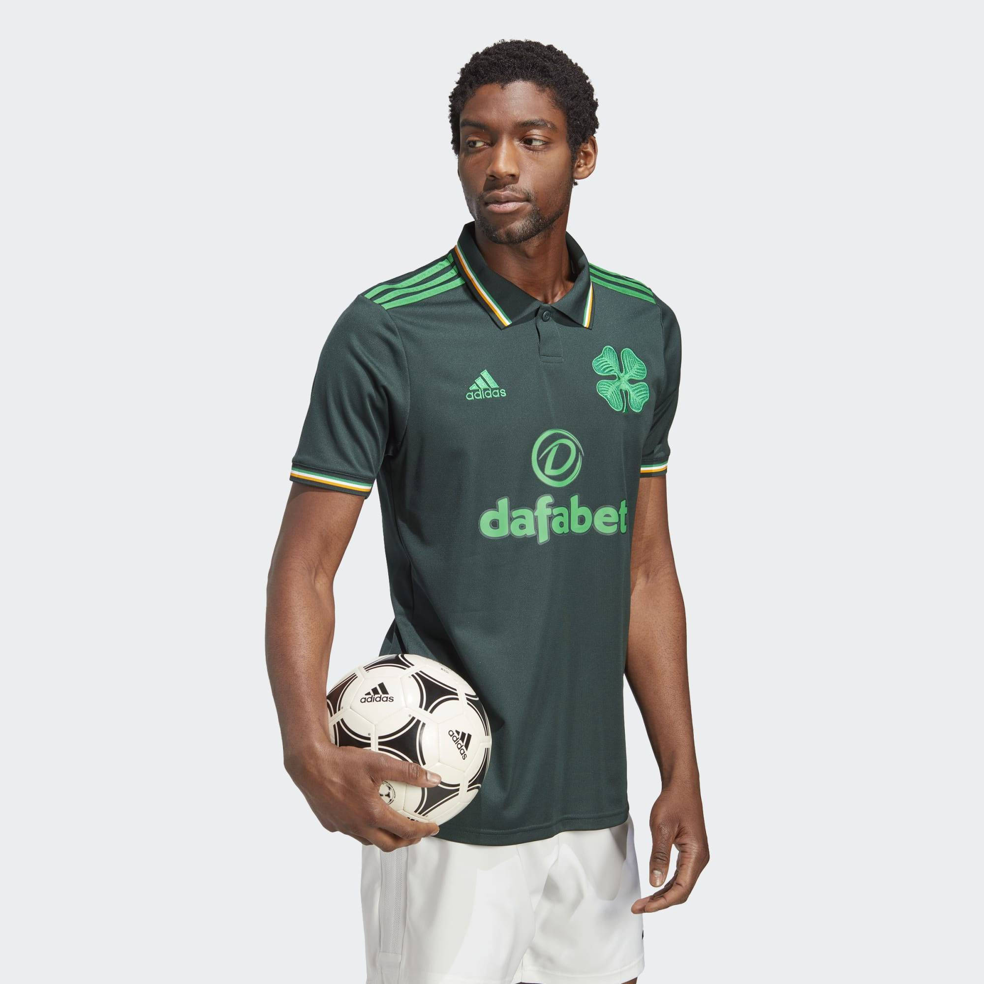 : adidas Celtic FC 22/23 Home Men's Jersey : Clothing, Shoes &  Jewelry