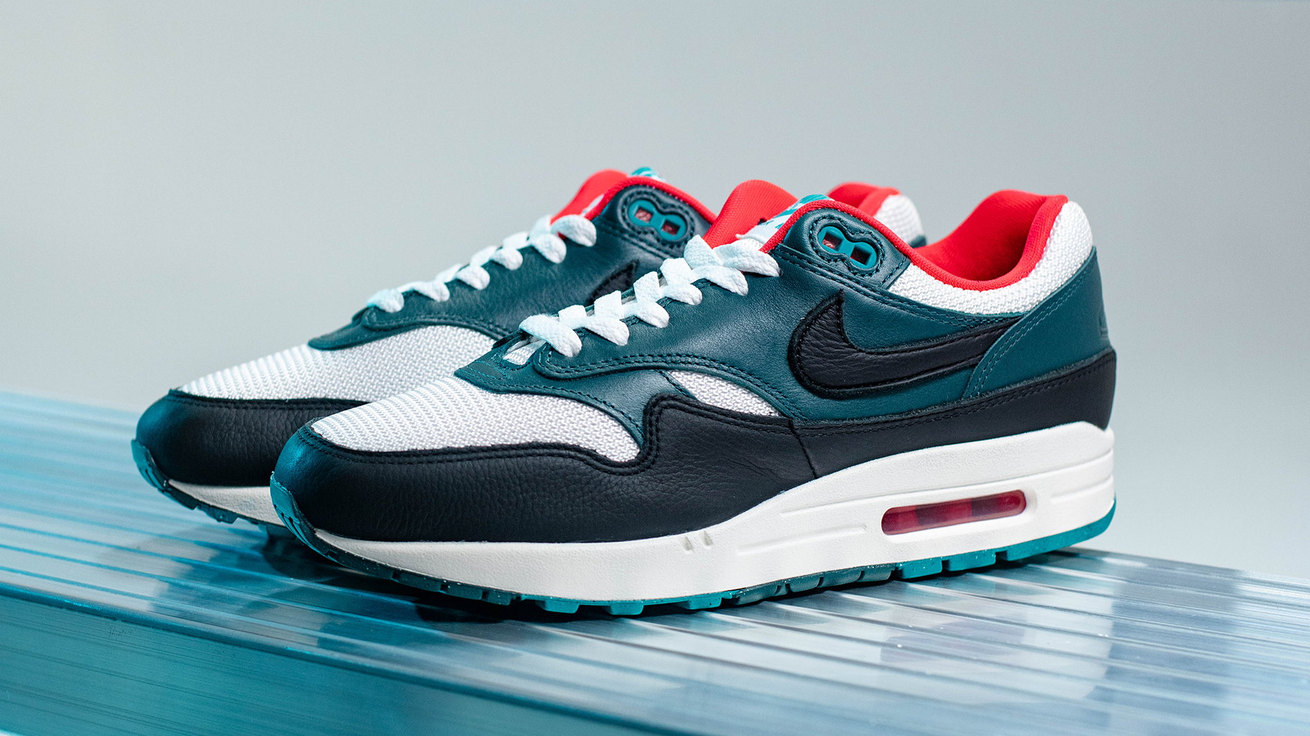 The LeBron x Nike Air Max 1 Liverpool Is Landing at SEVENSTORE