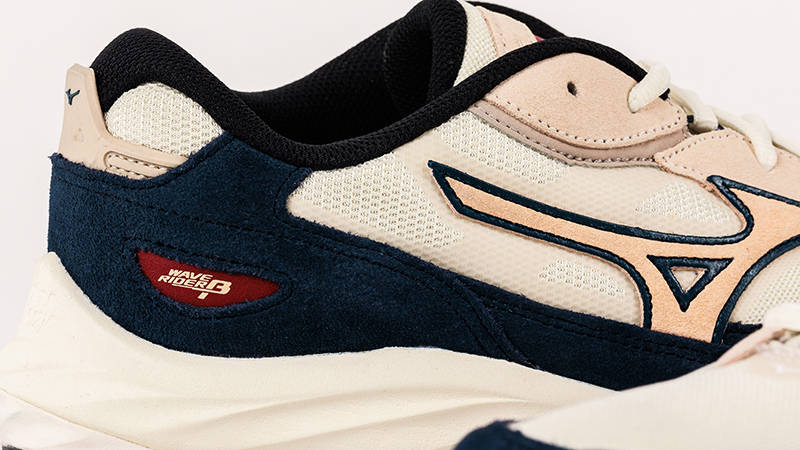 Mizuno Wave Rider Beta Insignia Blue Detail 2