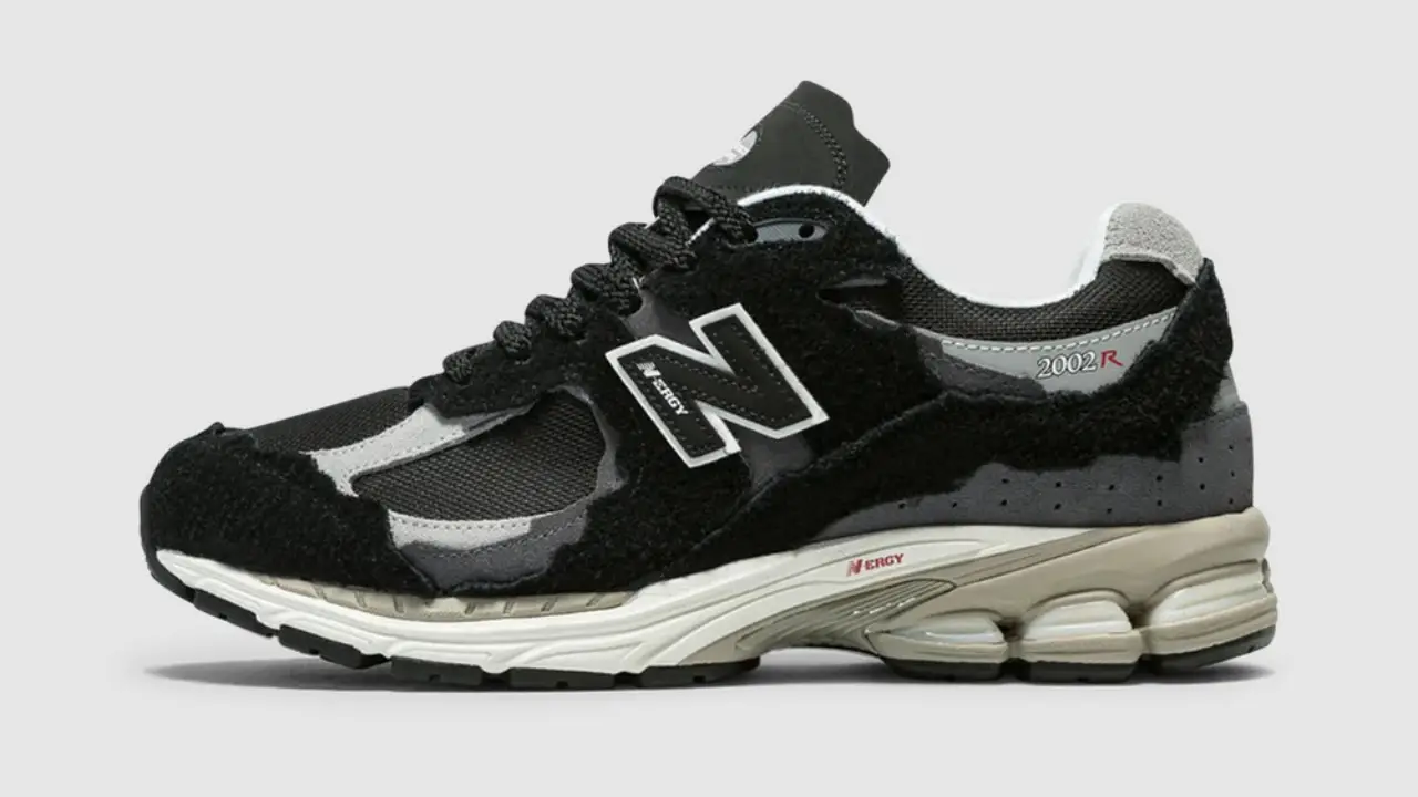 New balance 247 eclipse hotsell with silver