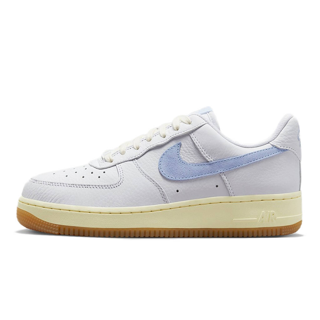 These Are the 5 Best Bargains In the Nike Sale