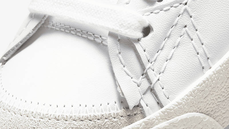 Nike Blazer Low Jumbo White University Blue DQ1470-100 Detail