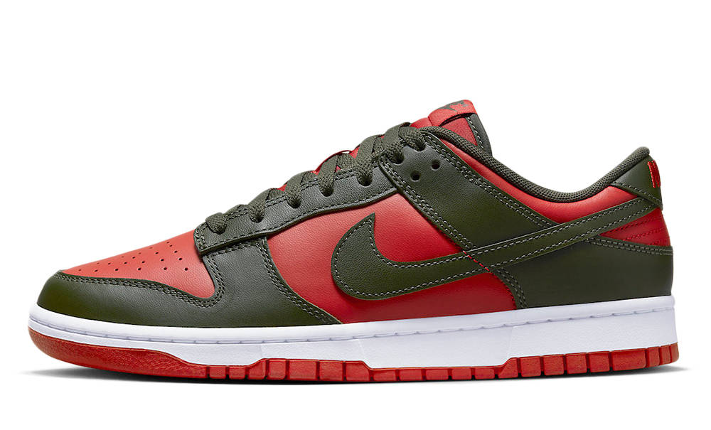 Nike Dunk Low Mystic Red