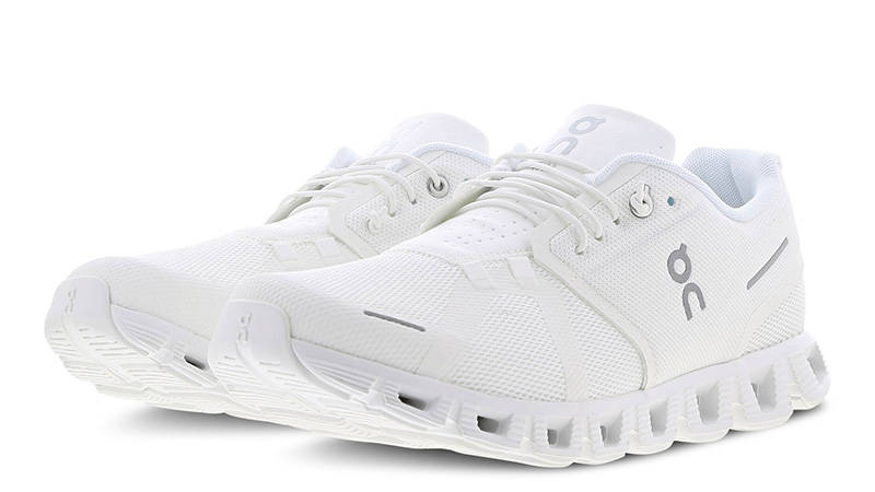 On Running Cloud 5 White front