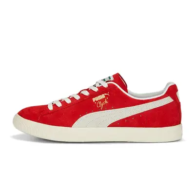 Red and white best sale pumas