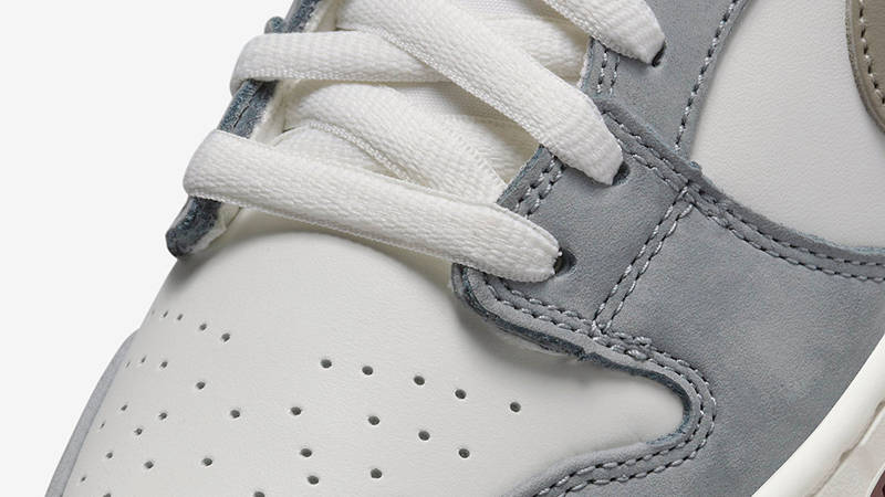 Yuto Horigome x Nike SB Dunk Low Grey White FQ1180-001 Detail