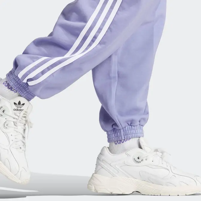 Adidas best sale purple joggers