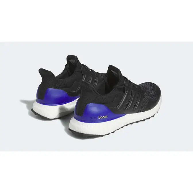 Ultra boost black outlet gold blue