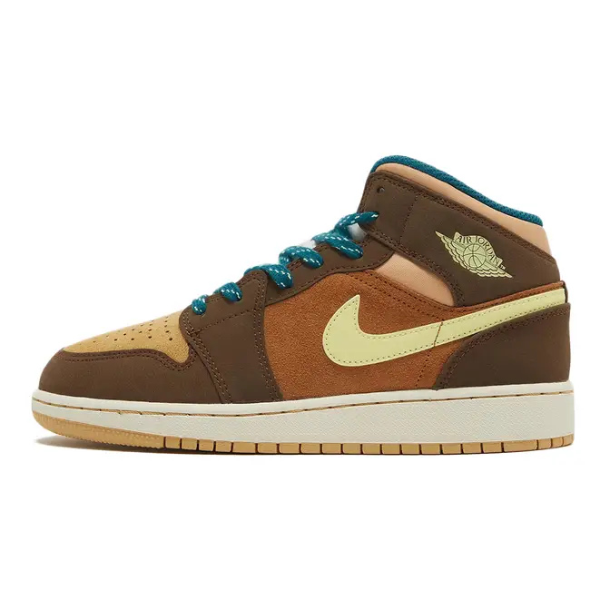 Nike Air Jordan 1 Mid Siempre Familia 26.5cm | Where To Buy | 200