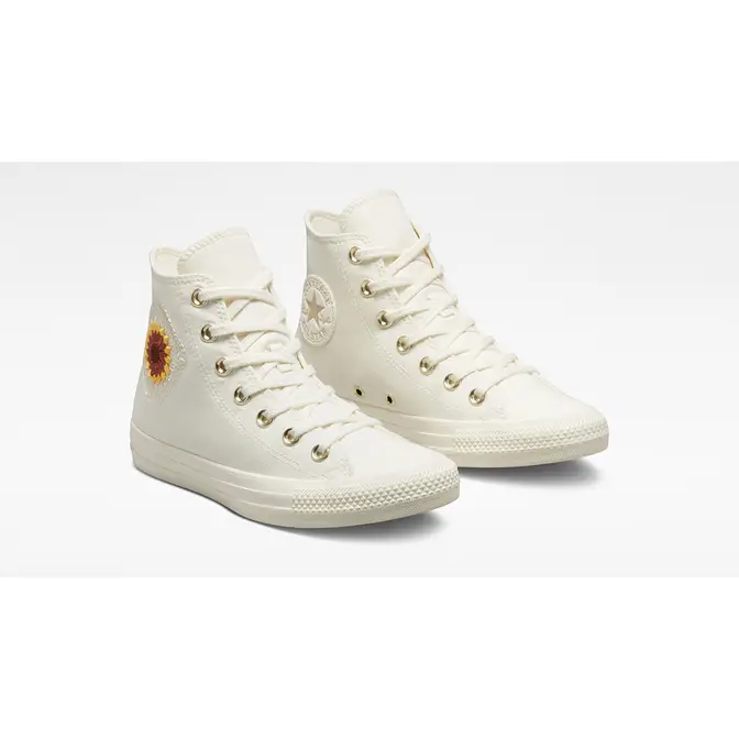 What are your plans for collaborations with Converse in the future Zoom In on the Fear of God Essentials x Converse Chuck 70 Collaboration A03514C Side