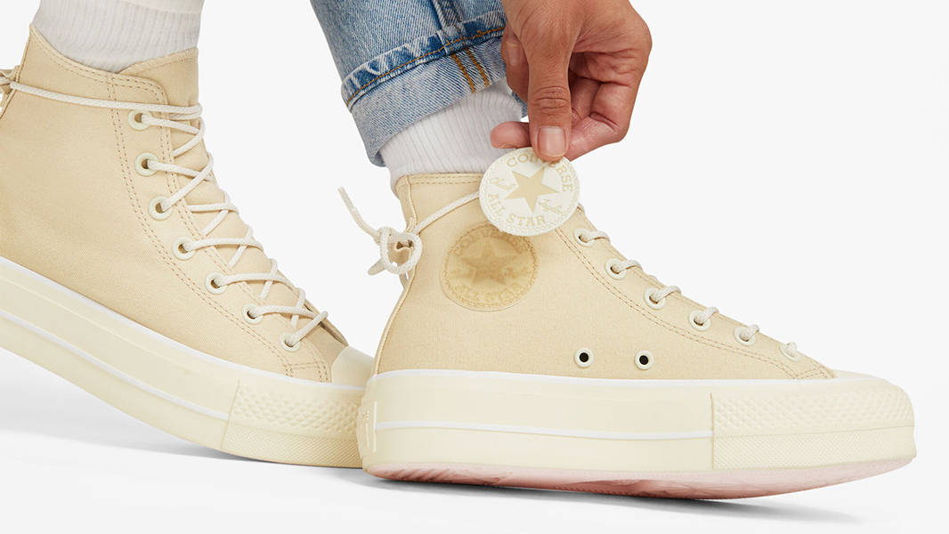 Converse Chuck Taylor Lift Platform Canvas Oat Milk A06092C on feet