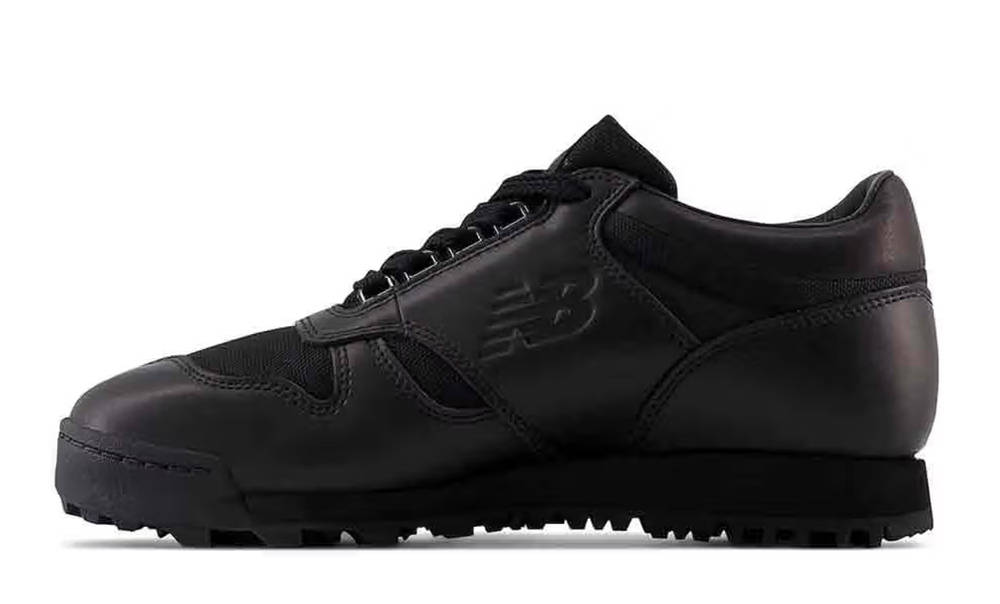 New Balance Rainier Low Black UALGSBBB