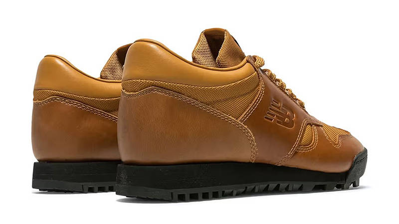 New Balance Rainier Low Camel Back