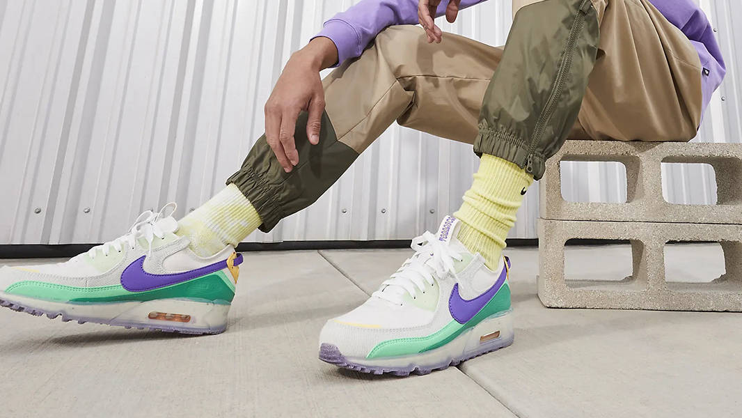 air max 90 grape on feet