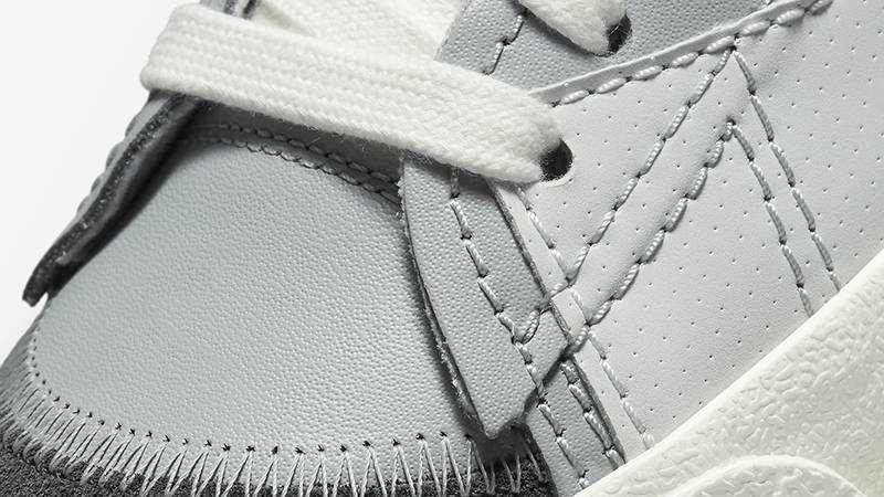 Nike Blazer Low Jumbo Smoke Grey FJ5467-077 Detail