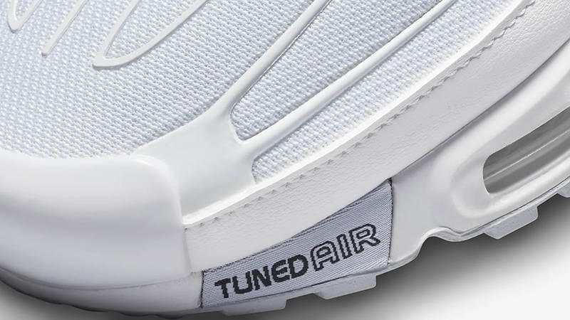 Nike TN Air Max Plus 3 Multi Swoosh White FJ4225-100 Detail