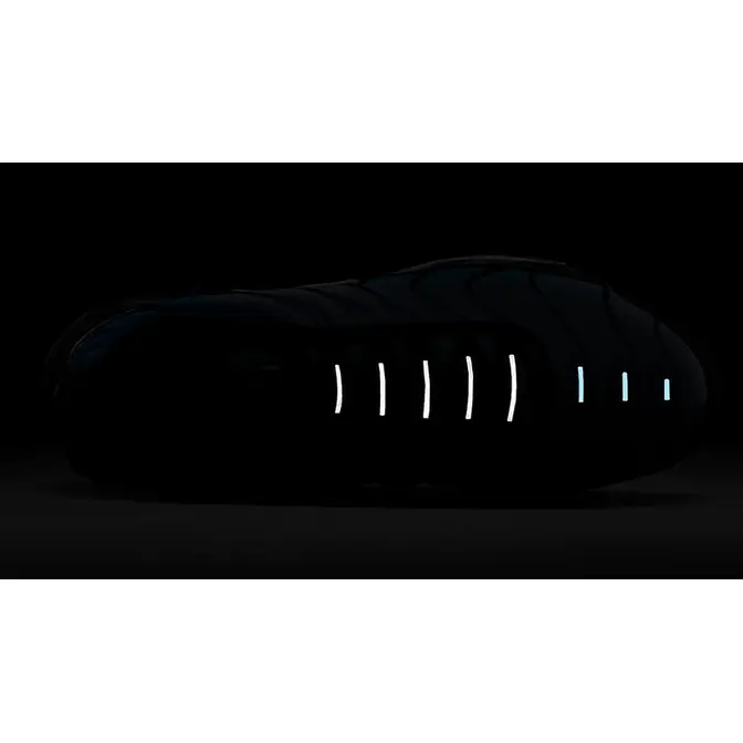 Nike TN Air Max Plus Black Blue Gradient FQ0204-010 on dark