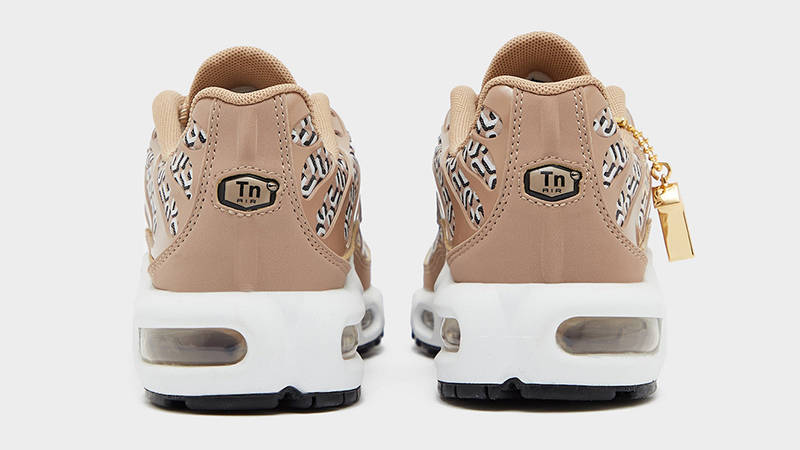 Nike TN Air Max Plus United in Victory Back