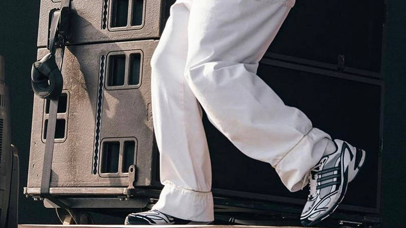 Pusha T x adidas Supernova Cushion 7 Thorn on feet