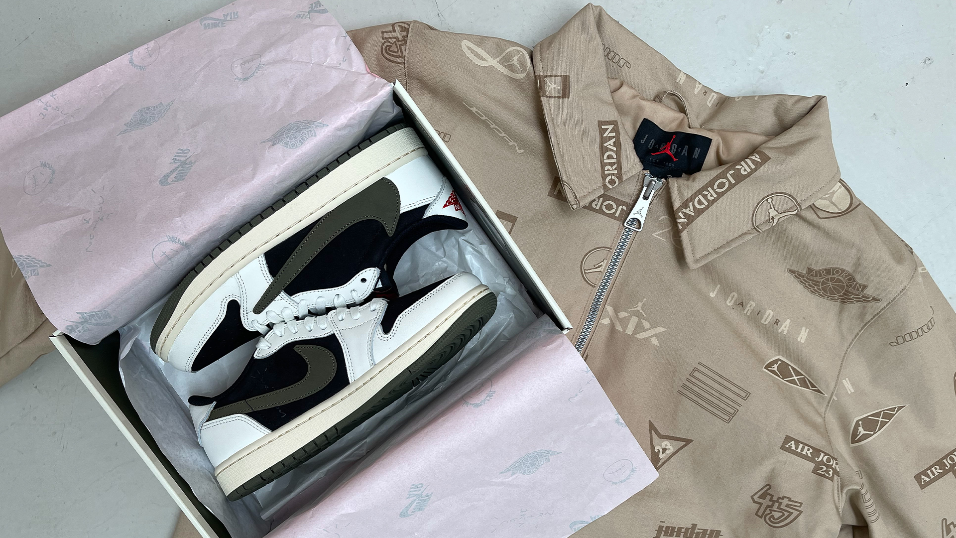 Travis Scott x Air Jordan 1 Low OG Olive