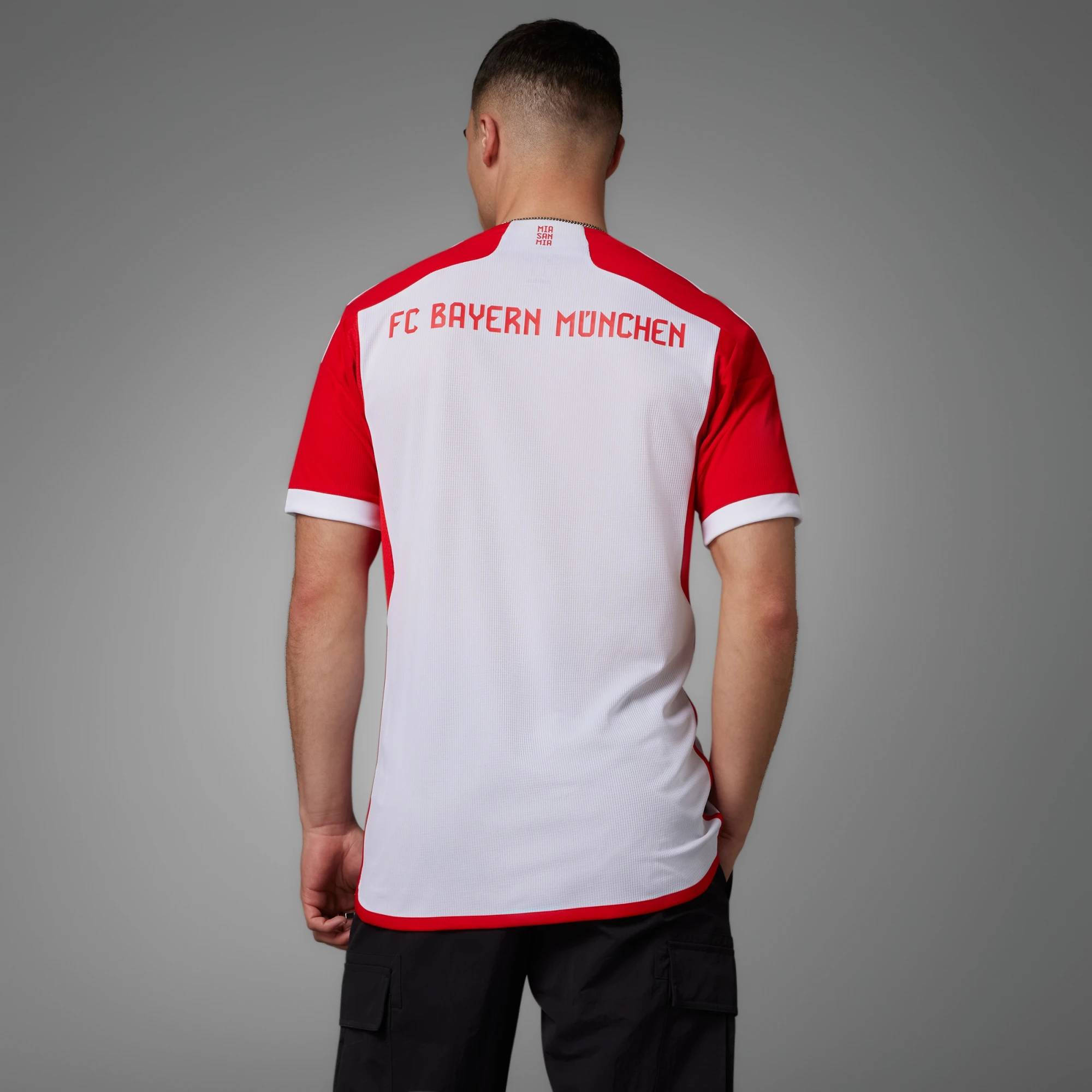 adidas 国内正規品　FC Bayern München 23-24ホーム adidas Men's Soccer Bayern Munich 23/24 Home Jersey (AS1