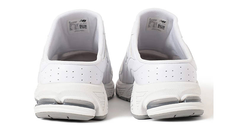 BEAMS x New Balance 2002R Mule White Back