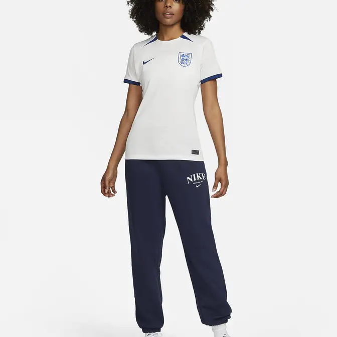 England 2023 Stadium Home Men's Nike Dri-FIT Football Shirt. Nike ID