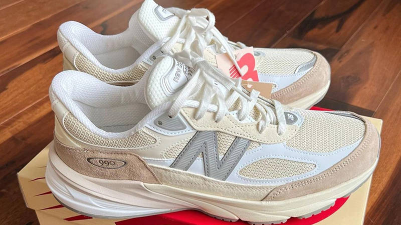 New Balance 990v6 Cream Beige