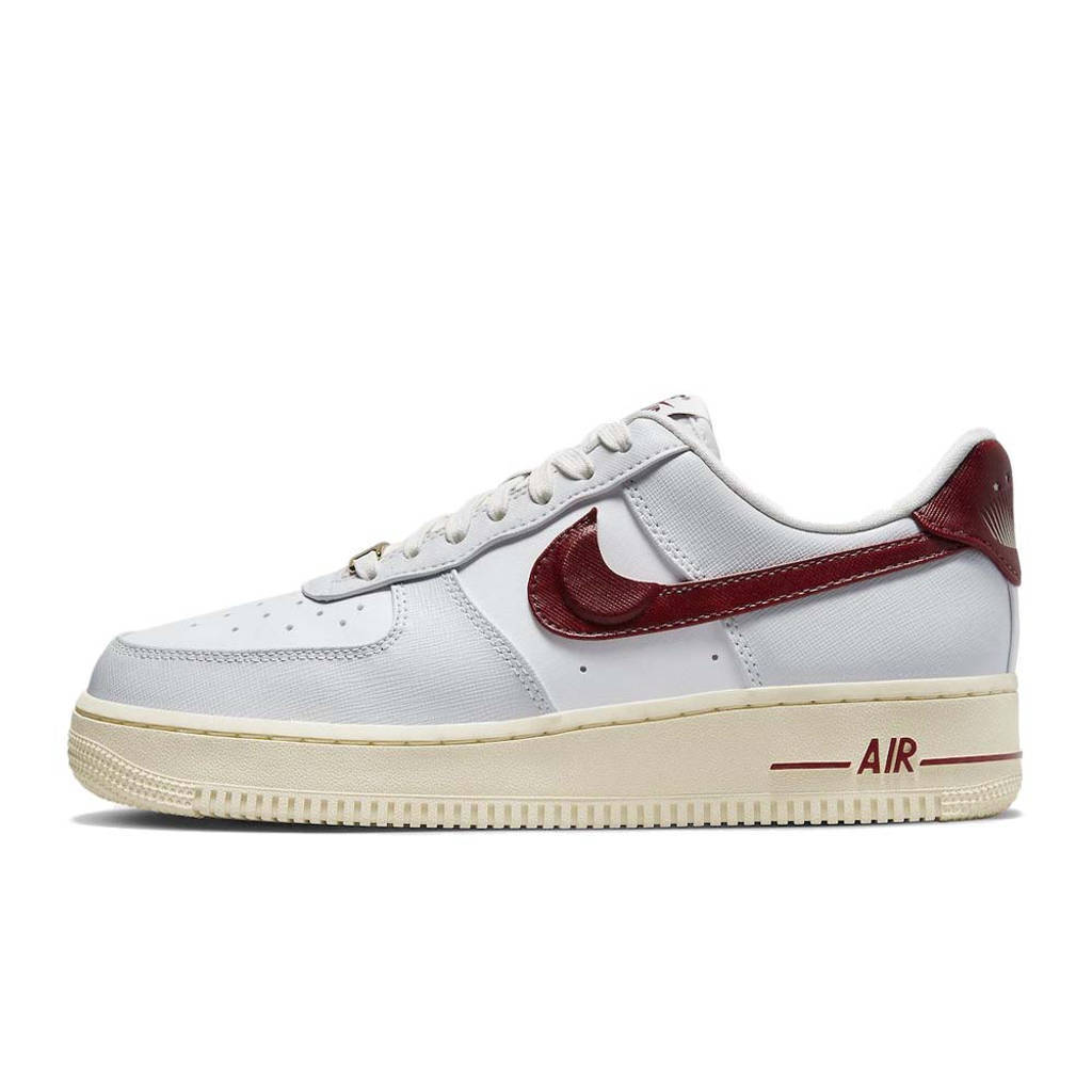 Our Top Ten Picks From Nike’s May Sale