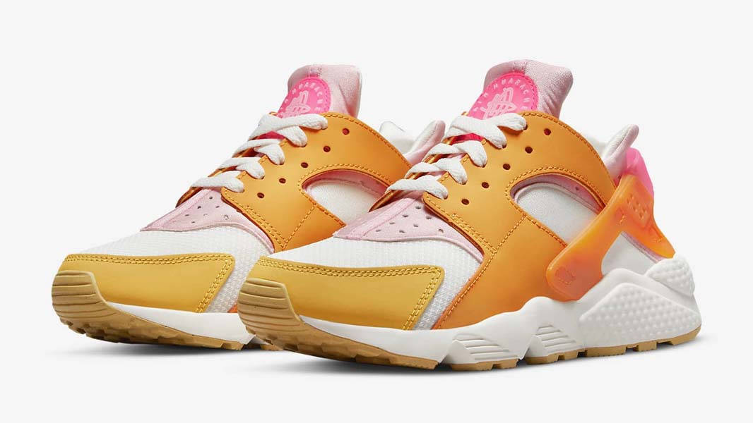 Nike Air Huarache Solar Flare Soft Pink Front