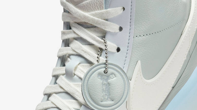 Nike Blazer Phantom Mid Goddess of Victory DX5800-001 Detail