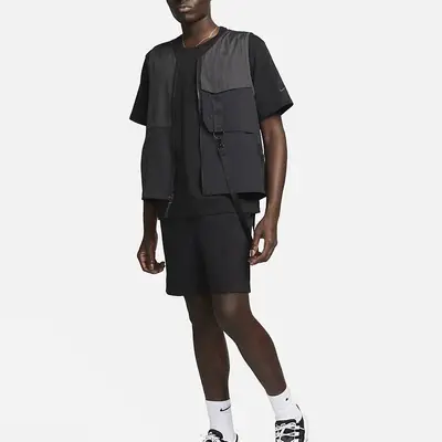 Nike Sportswear Tech Fleece Lightweight Shorts Black Full Image