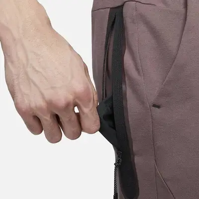Nike Tech Fleece Lightweight Joggers Plum Eclipse Zipper Closeup
