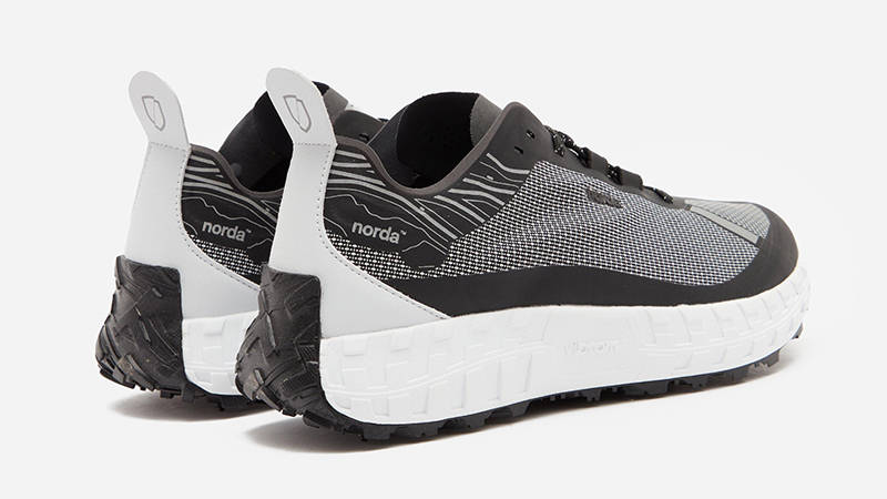 norda 001 Black White 001-BLK Back