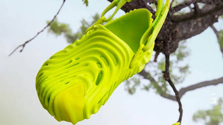 Salehe Bembury's Crocs Pollex Clogs Reappear in a "Slime" Tint Salehe Bembury's Crocs Pollex Clogs Reappear in a "Slime" Tint
