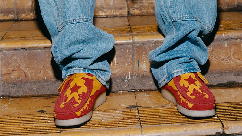 Supreme × Clarks Wallabee 『US8.5 UK7.5』 Supreme x Clarks Wallabee Black | Where To Buy