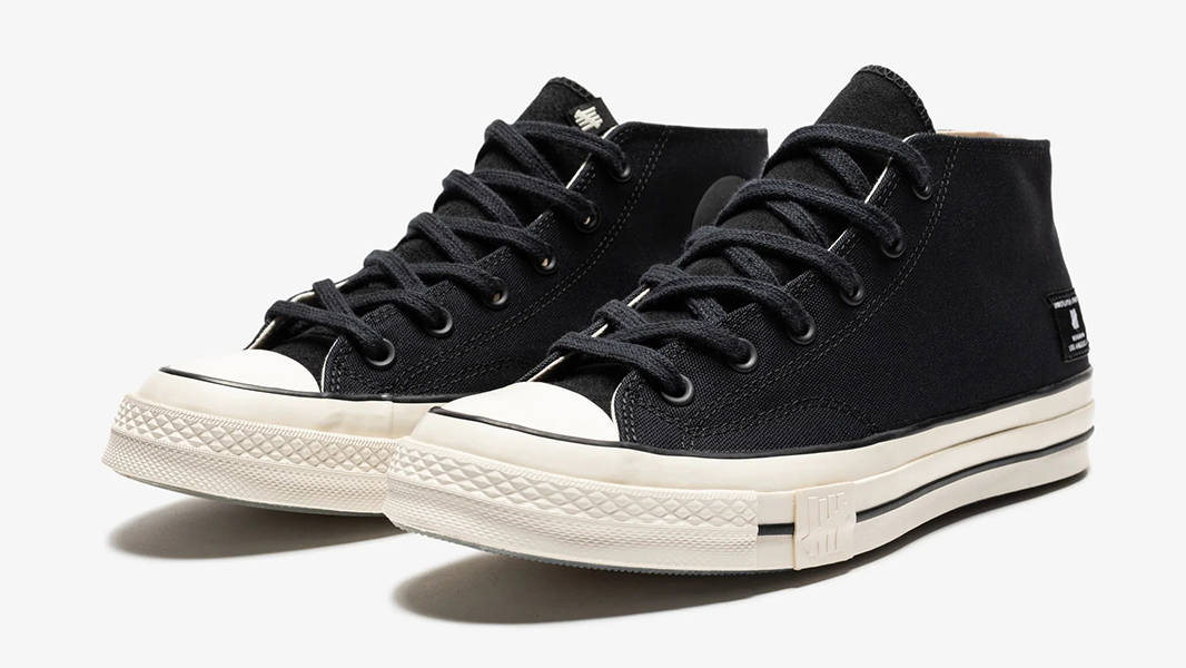 UNDEFEATED x Converse Chuck 70 Mid Black Natural Ivory A00673C Side