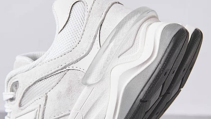 UNITED ARROWS × NEW BALANCE 9060 ホワイト United Arrows × New Balance 9060 