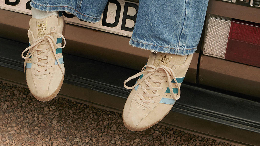 adidas Yabisah Cream Blue Green IG7817 on feet
