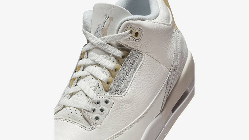 Air Jordan 3 Craft Ivory lace area