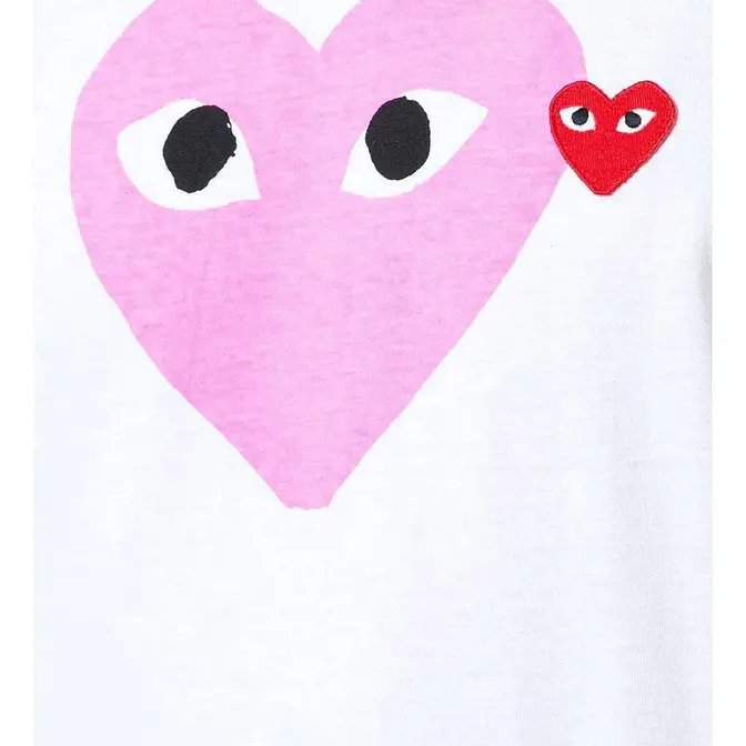 Comme des Garçons PLAY Large Pink Heart T-Shirt 4 Pink Front Closeup