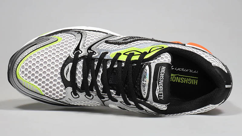 Highsnobiety x Saucony Pro Grid Triumph 4 Silver S708212 Top