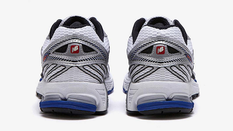 New Balance 860v2 Black Silver Blue ML860XB Back