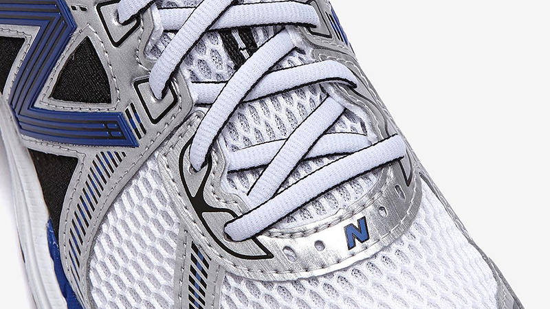 New Balance 860v2 Black Silver Blue ML860XB Detail 2