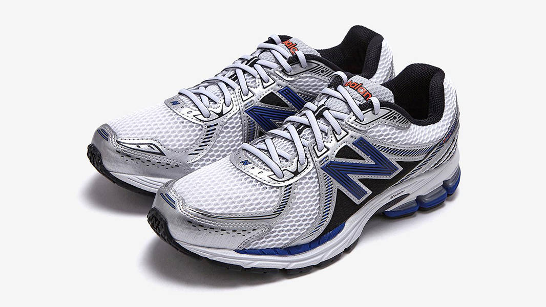 New Balance 860v2 Black Silver Blue ML860XB Side